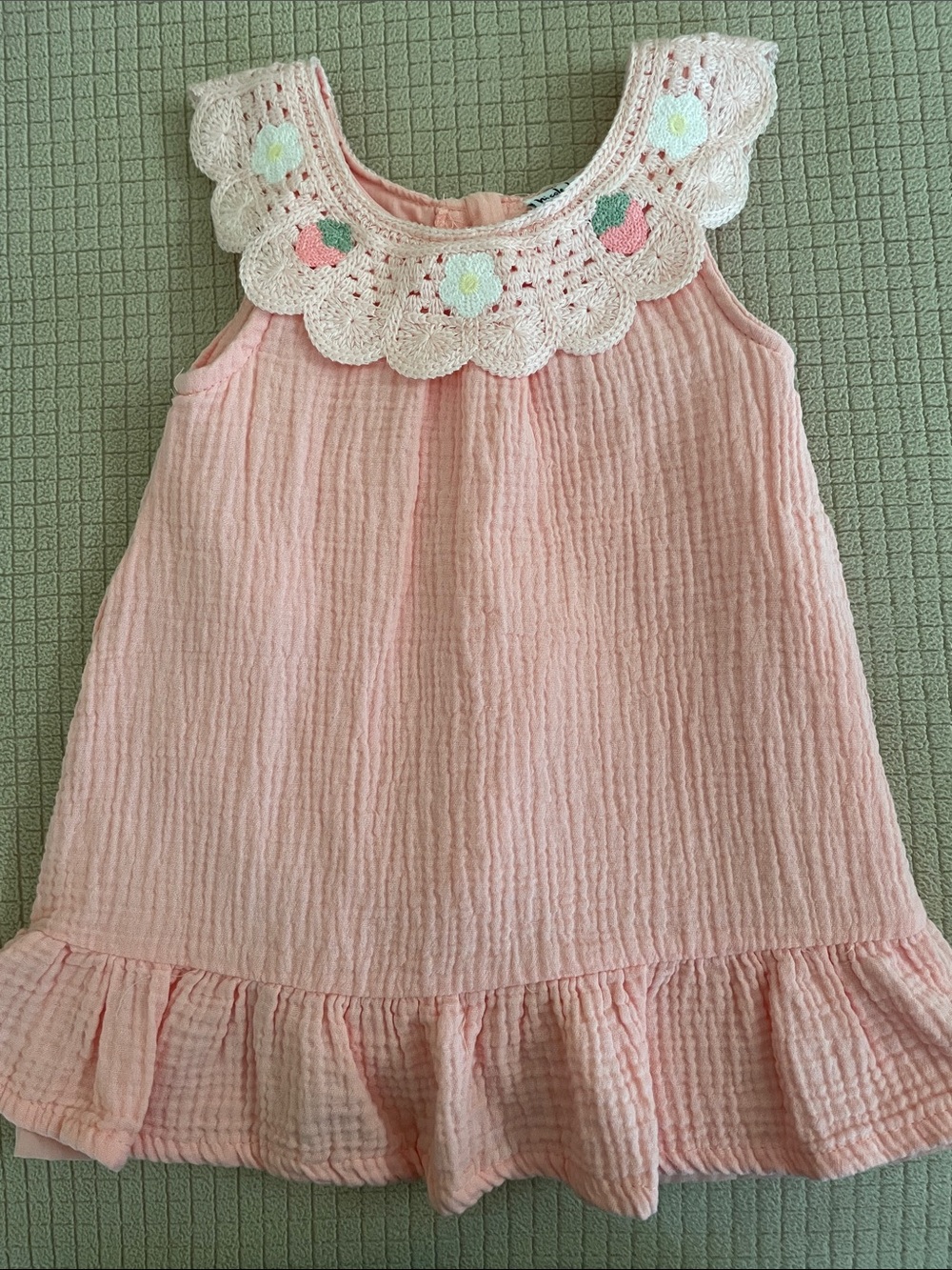 Nicole Miller Light Peach Cotton Gauze Dress with Crochet Floral Collar 18 Mo.